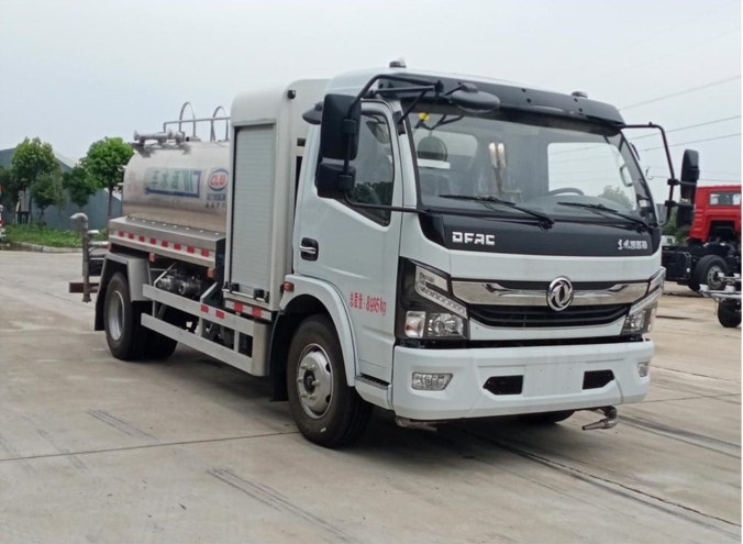 东风CL5093GSSBEV 型纯电动洒水车