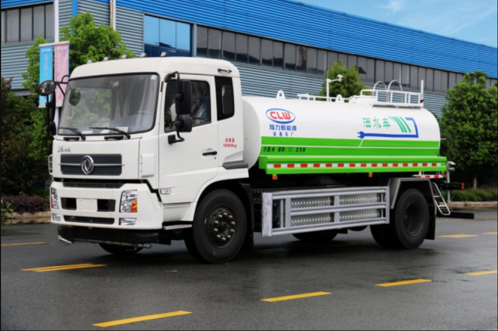 东风天锦CL5182GSSBEV 型纯电动洒水车